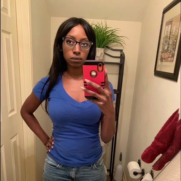 Meet your Posher, Tonya - Picture 1 of 1